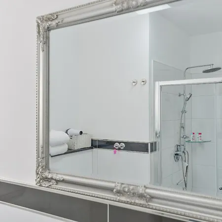 Family Friendly With A Swimming Pool - Kozjak, - 18589 Apartment