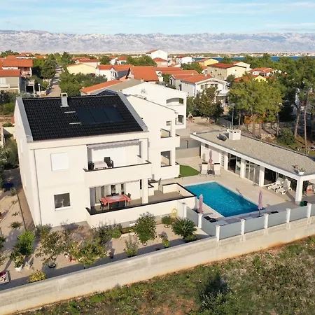 Lägenhet Family-friendly With Swimming Pool - Kozjak, - 18589 Vir